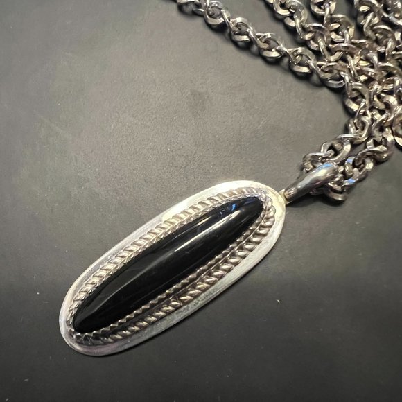 Navajo Onyx Sterling Silver Pendant Necklace - Picture 3 of 7